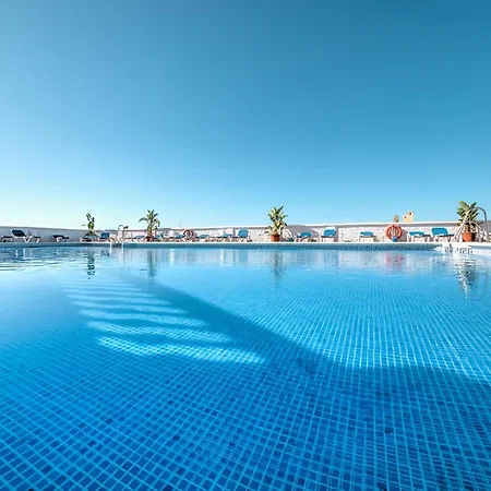 Beautiful Townhouse With Two Terraces In * Nerja