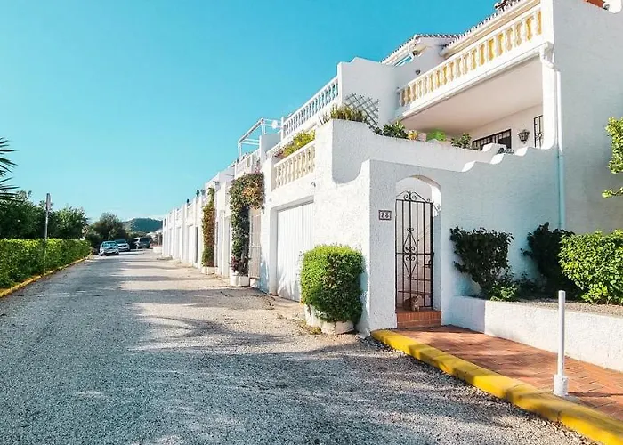 Вилла Beautiful Townhouse With Two Terraces In *