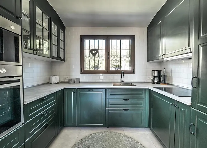 Beautiful Townhouse With Two Terraces In Вилла *