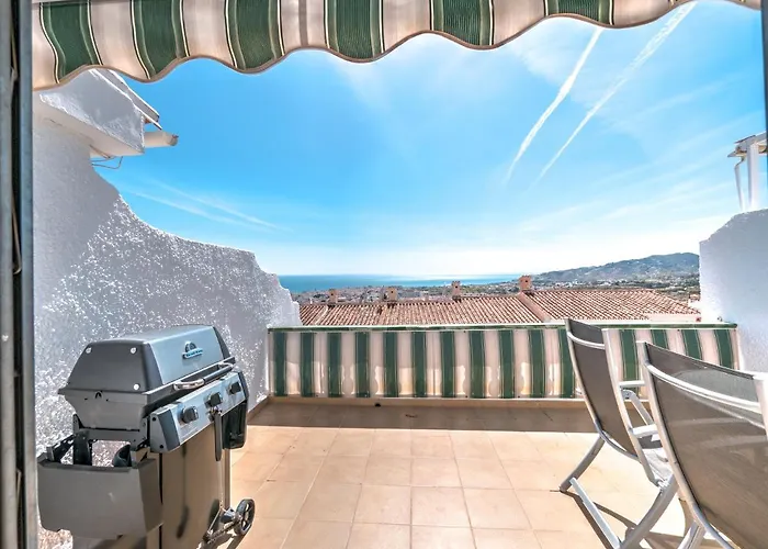 Beautiful Townhouse With Two Terraces In *