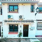 Villa Beautiful Townhouse With Two Terraces In Nerja